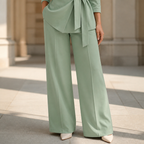 Women's Two-Piece Suit with Tie | Confidence and Effortless Elegance