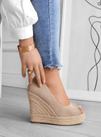 Women's Wedge Sandals for Spring with Open Toe, Soft Lining and Slip-On Fit - Beige