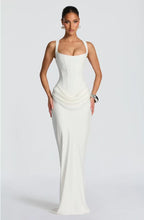 Luxe Beeldhouwend Corset Satijnen Maxi Jurk