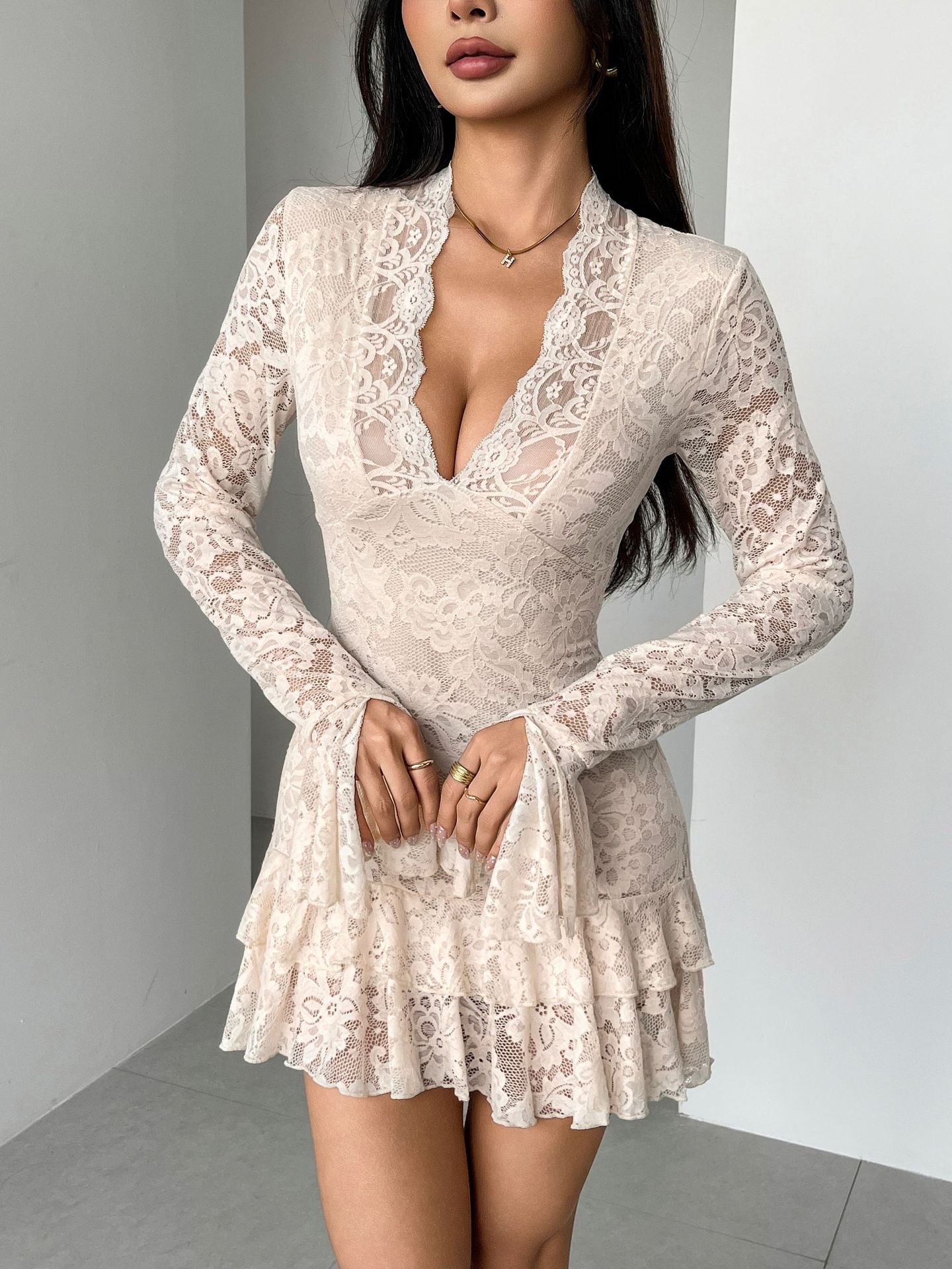 Ivoren Kanten Sculpt Ruffle Minijurk