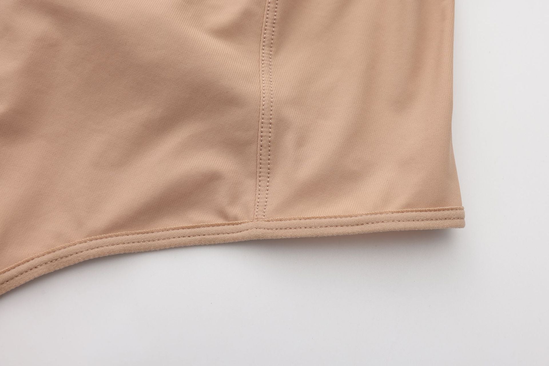 Strapless Corrigerende String Body