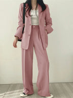 Women's Two-Piece Set for Autumn with Fitted Blazer in Wrinkle-Free Fabric and Stretch Pants - Pink