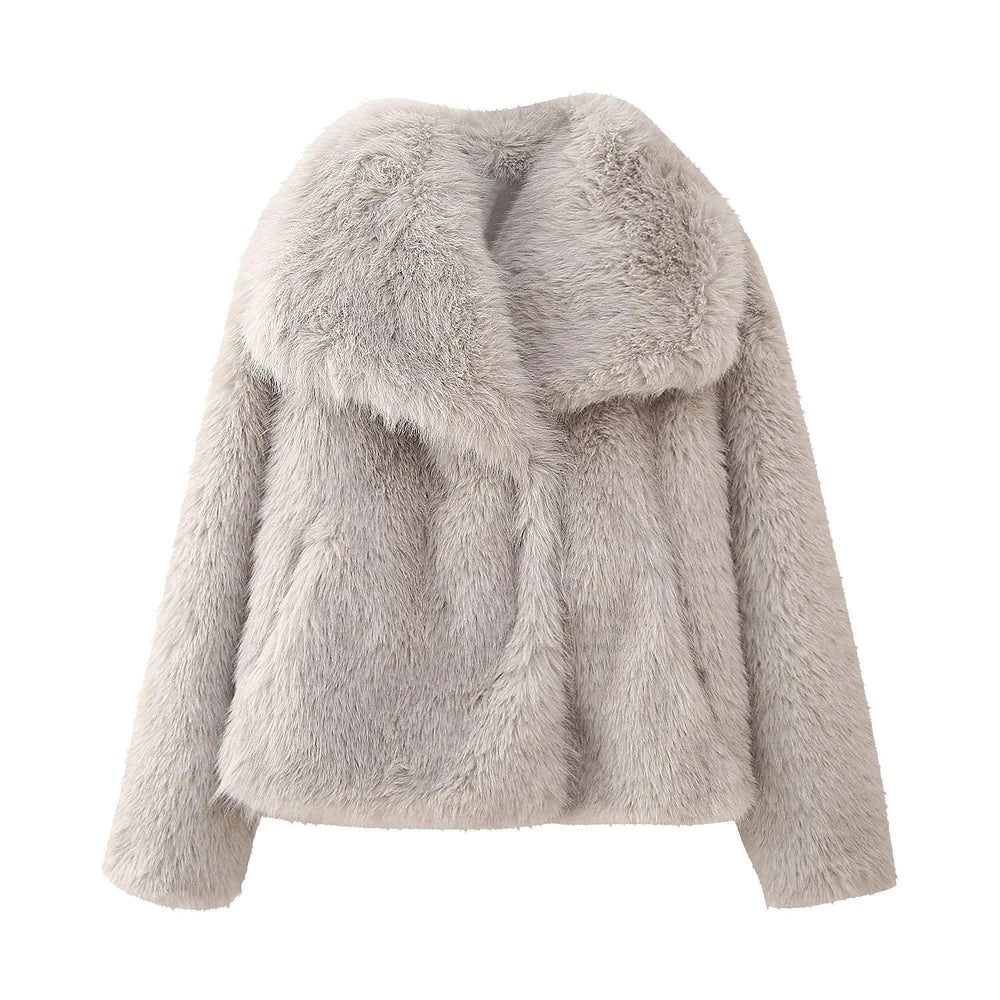 Warm Winter Jacket with Hood and Side Pockets | Perfect for Cold Winter Months - Creamy White