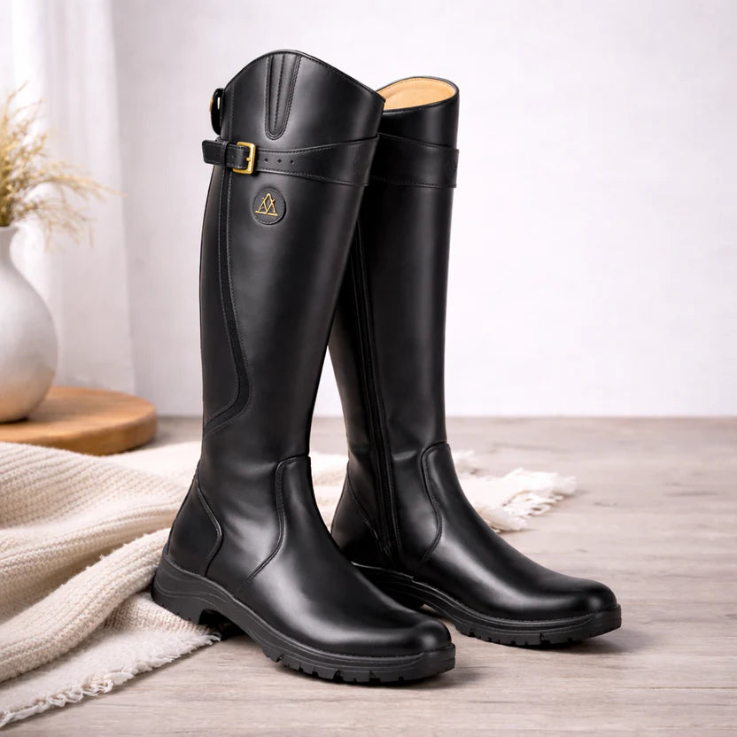 Elegant Waterproof Women's Boots | Warm Outdoor Boots